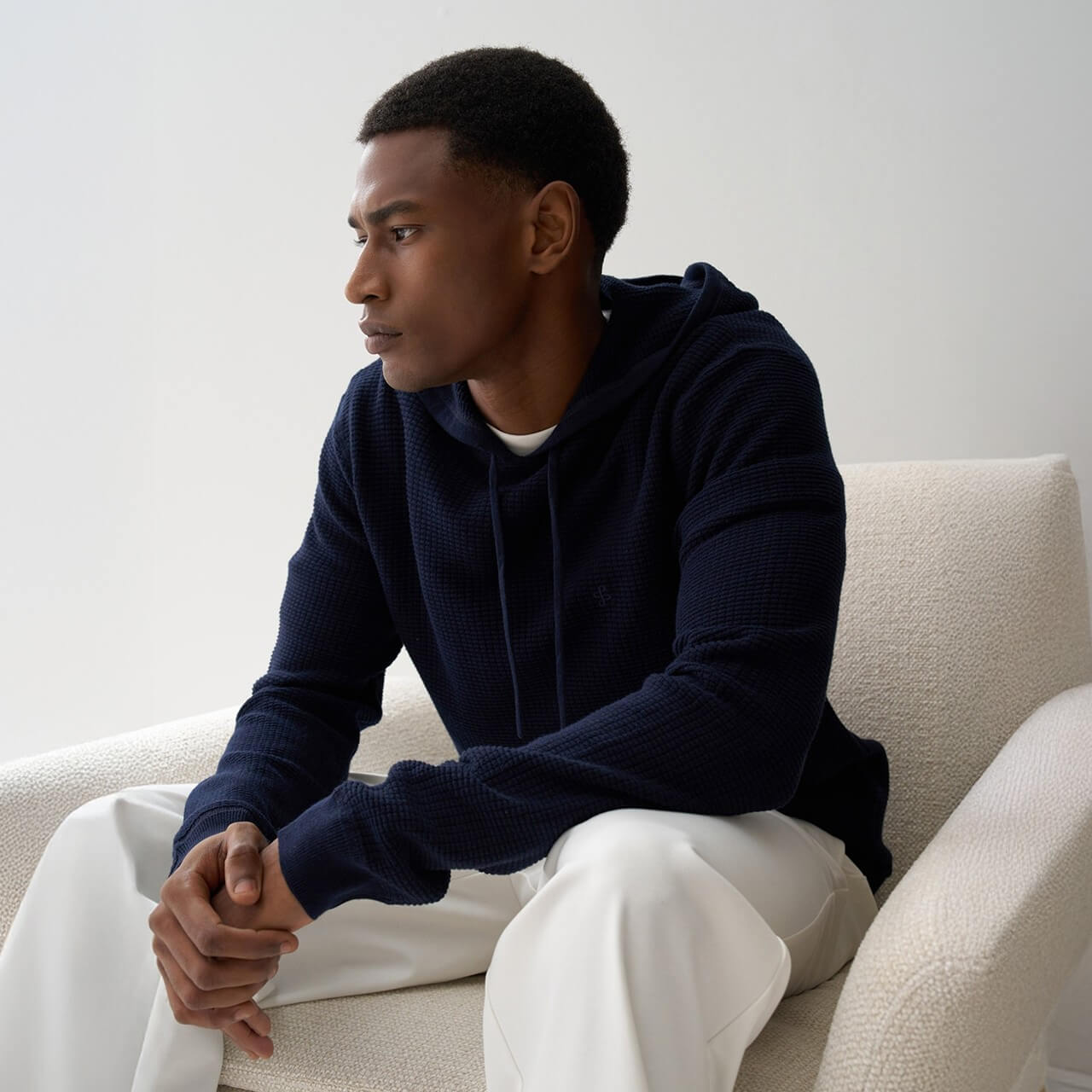 Utilisez pour  voir plus