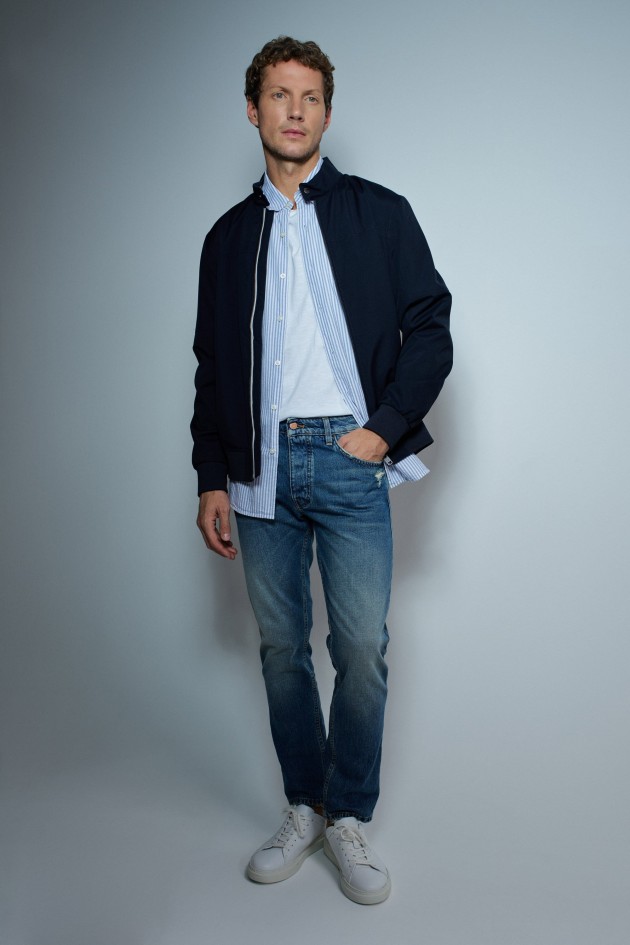 REGULAR FIT JEANS