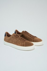 SAPATILHAS EM SUEDE