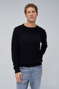KNIT SWEATER