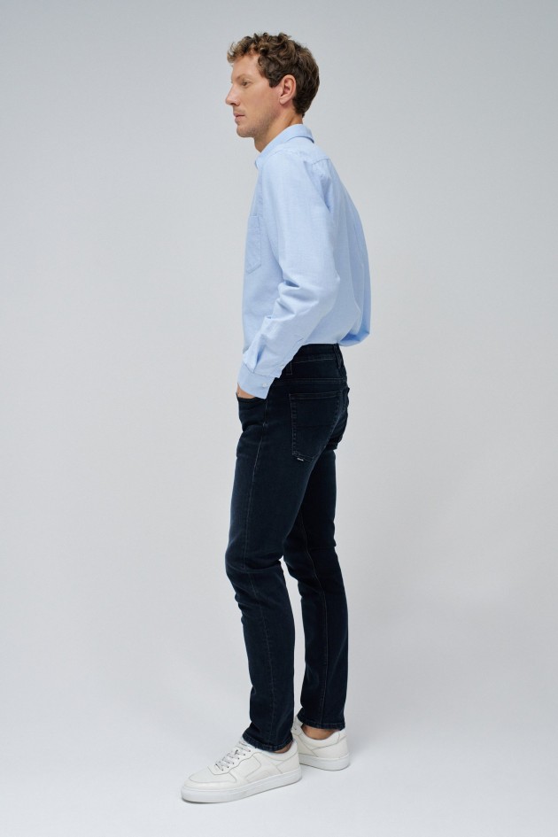 SLIM JEANS WITH DARK WASH