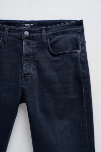 VAQUEROS SLIM CON LAVADO OSCURO