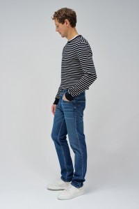 REGULAR FIT JEANS
