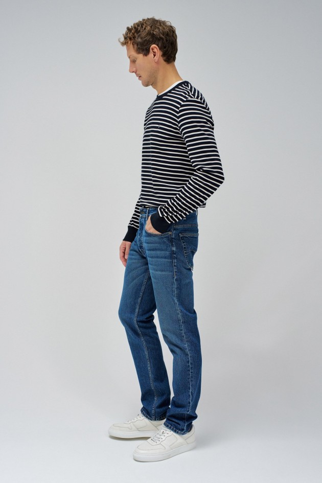 REGULAR FIT JEANS