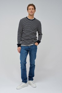 REGULAR FIT JEANS