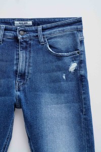 SKINNY FIT JEANS WITH RIPS