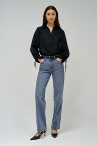 TRUE STRAIGHT JEANS