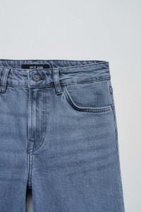 TRUE STRAIGHT JEANS