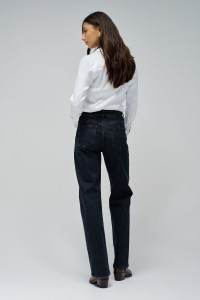 TRUE STRAIGHT JEANS