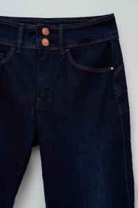 DARK WASH SLIM LEG SECRET PUSH IN JEANS