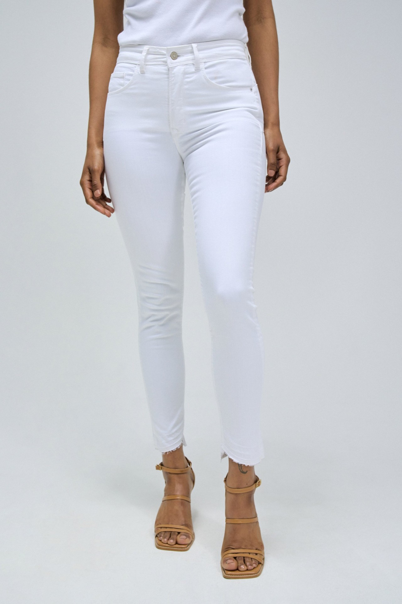 FAITH PUSH IN CROPPED IN COLOURED FABRIC JEANS