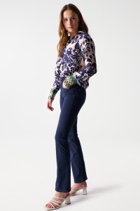 JEANS SECRET PUSH IN BOOTCUT