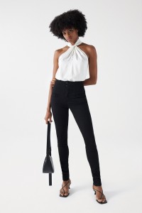 DIVA PUSH IN TRUE BLACK JEANS