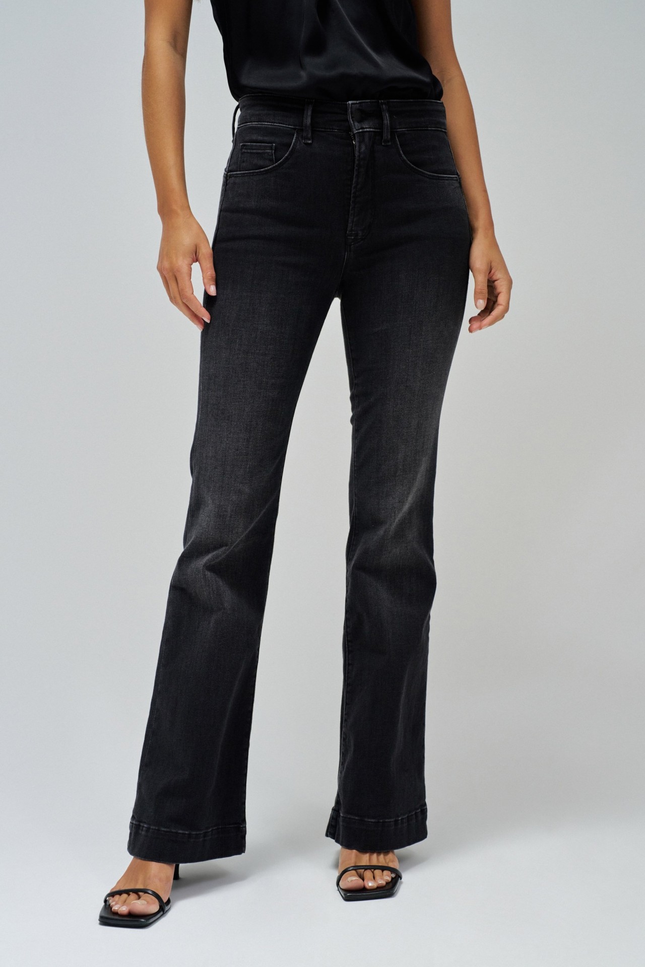 JEANS FAITH PUSH IN FLARE