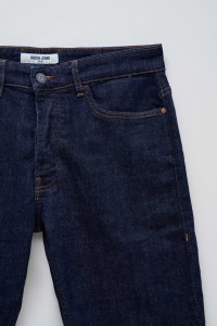 PANTALONES VAQUEROS SLIM