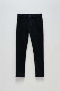 PANTALONES VAQUEROS SLIM NEGROS