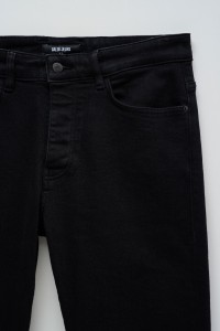 PANTALONES VAQUEROS SLIM NEGROS