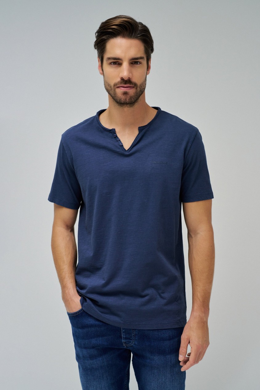 T-SHIRT COM BRANDING