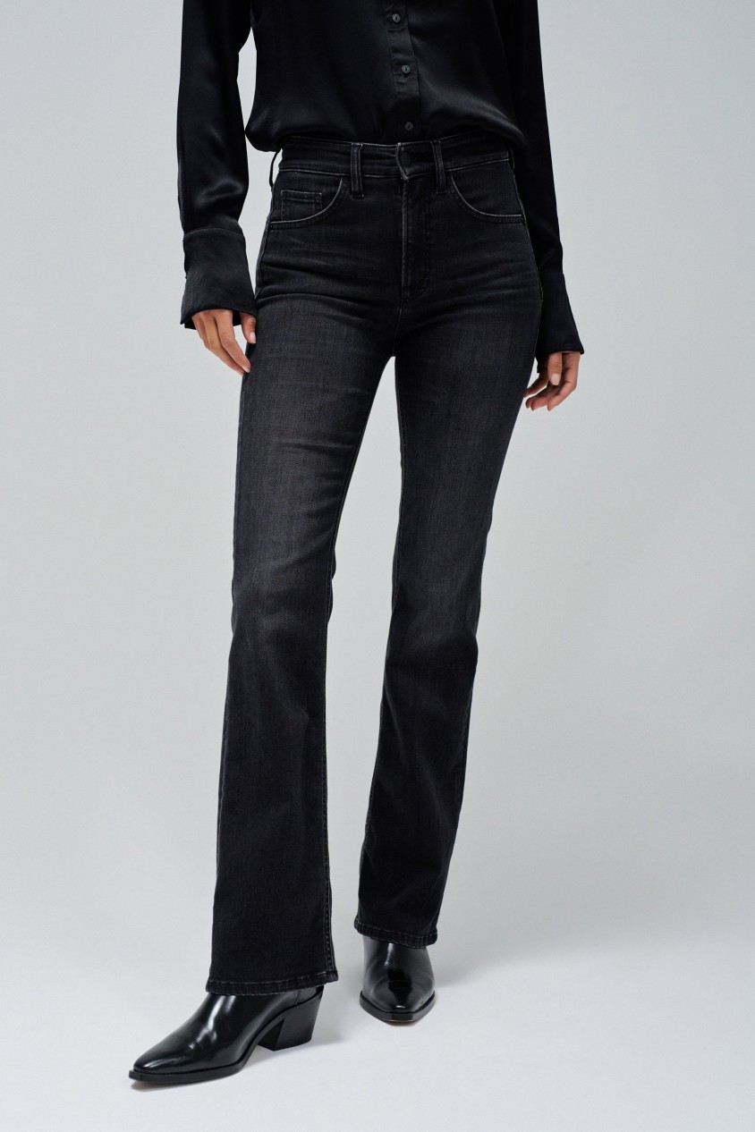 BOOTCUT FAITH PUSH IN JEANS