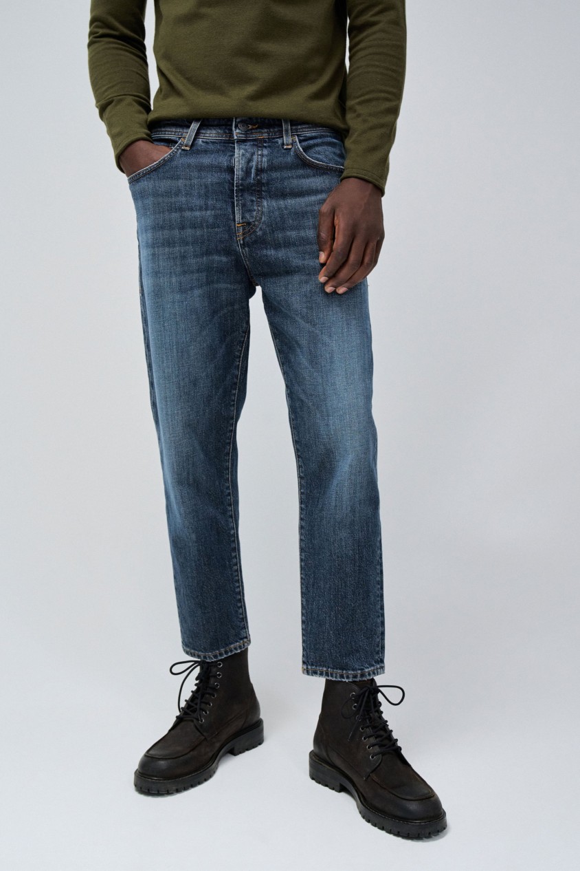 TAPERED CROPPED SLIM JEANS