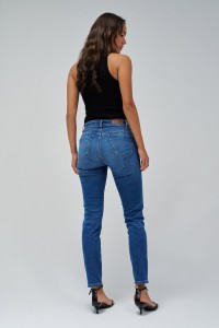 VAQUEROS DESTINY PUSH UP CROPPED SKINNY