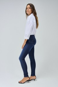 WONDER PUSH UP SKINNY JEANS
