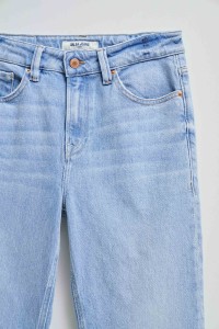 TRUE CROPPED SLIM JEANS