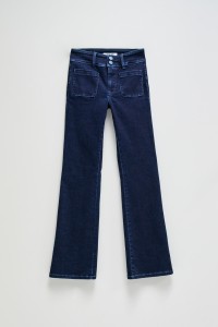 SECRET PUSH IN BOOTCUT JEANS