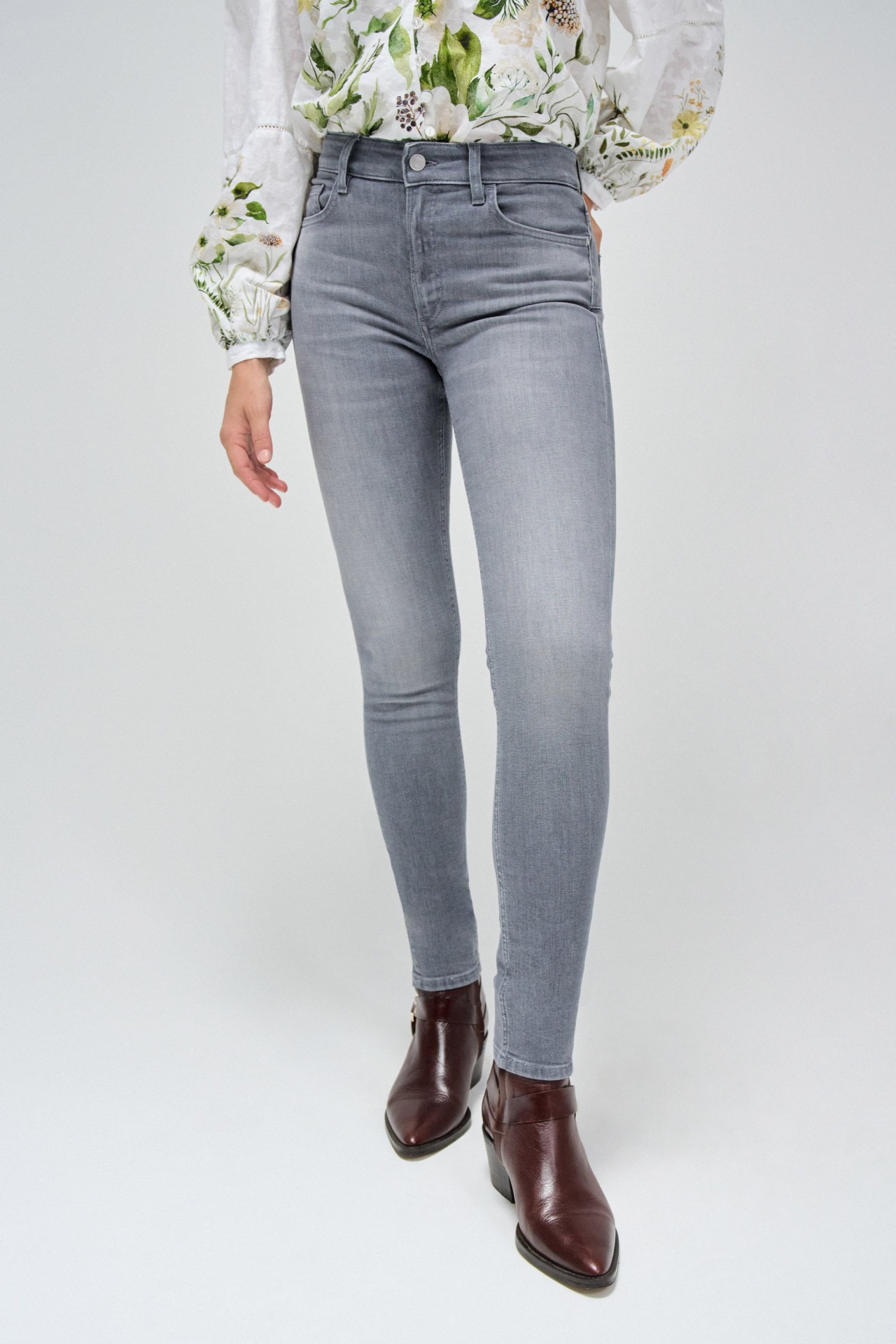 DESTINY PUSH UP SKINNY JEANS