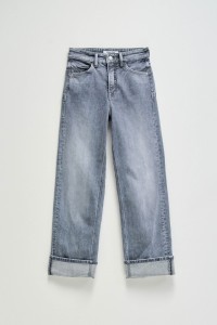 FAITH PUSH IN STRAIGHT JEANS