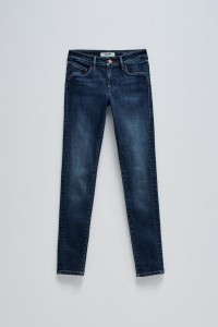 WONDER PUSH UP SKINNY JEANS