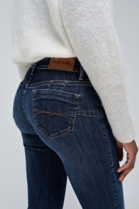 WONDER PUSH UP SKINNY JEANS