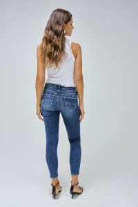WONDER PUSH UP WITH FRAYED EFFECT JEANS
