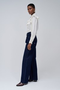 TRUE WITH WIDE LEG AND UNDONE HEM JEANS