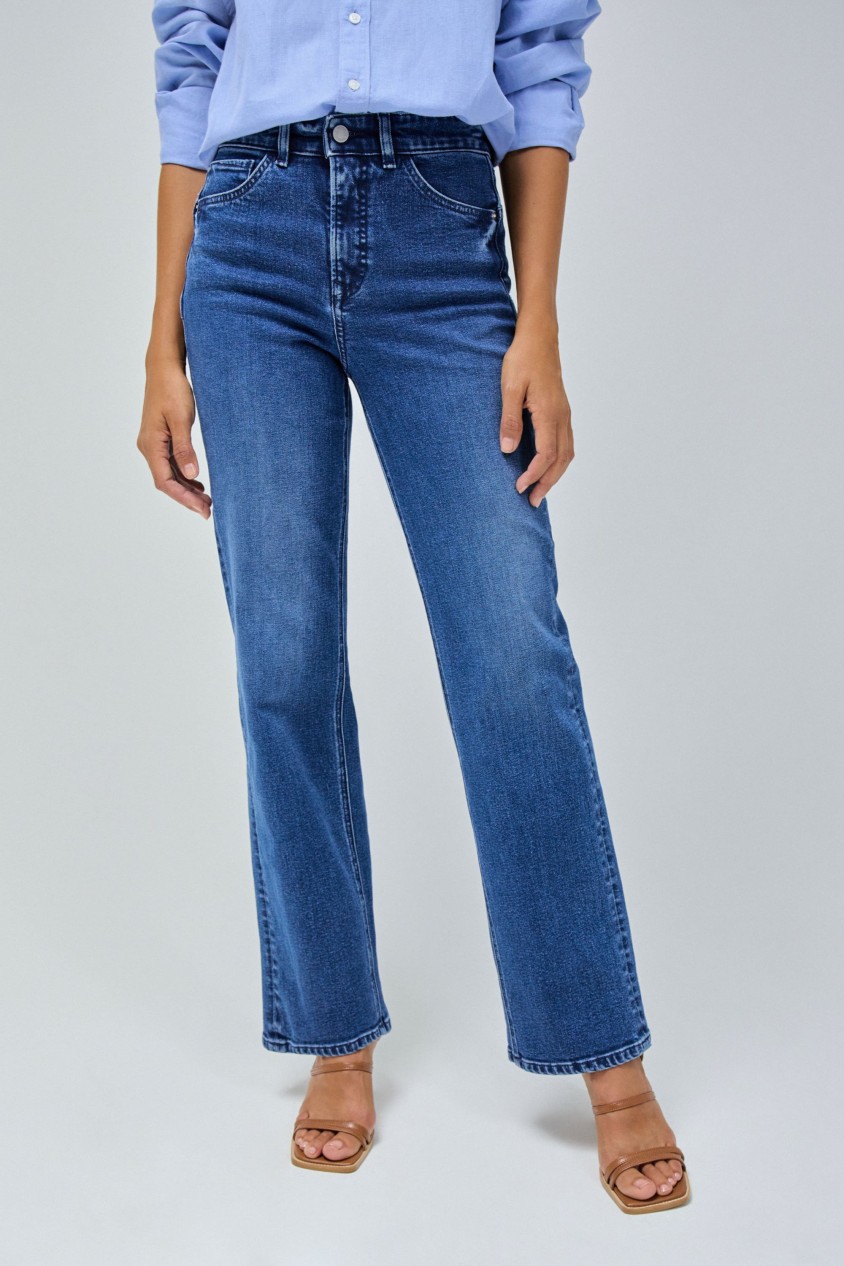 FAITH PUSH IN STRAIGHT JEANS