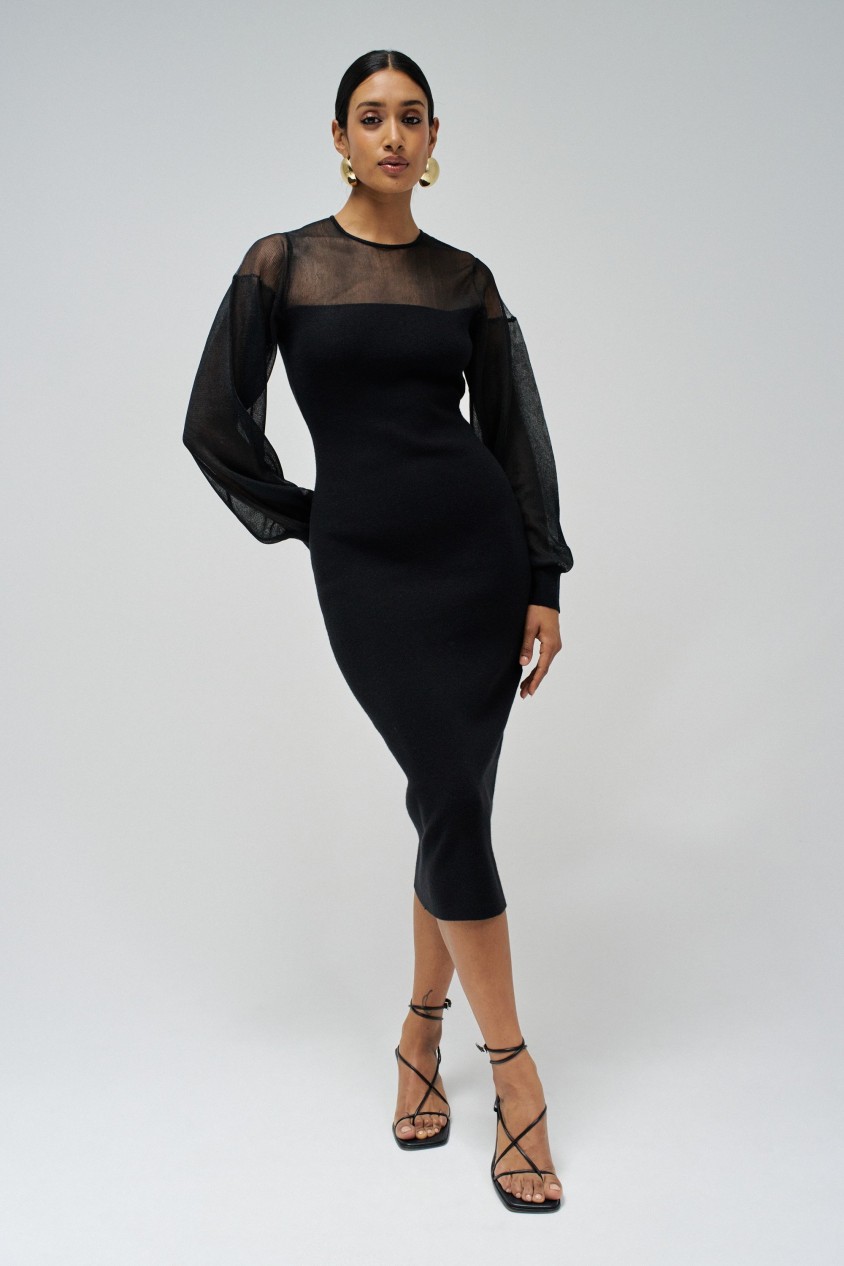 ROBE FOURREAU EN MAILLE AVEC TRANSPARENCES