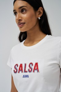 T-SHIRT WITH BRANDING