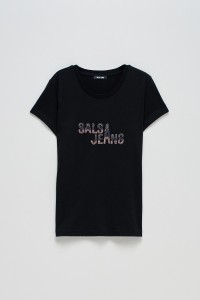 T-SHIRT MIT BRANDING