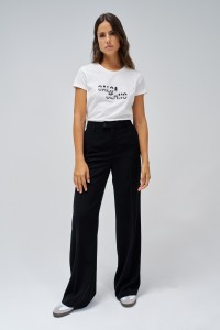T-SHIRT WITH BRANDING