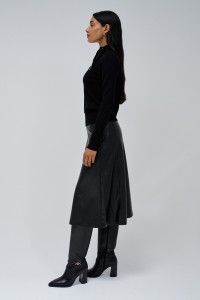 KNIT JUMPER WITH NECK DETAIL