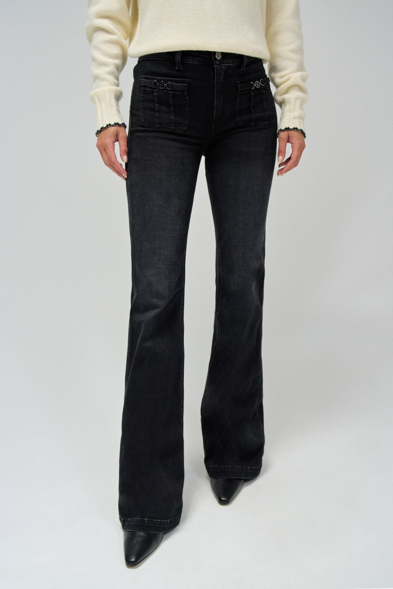 DESTINY PUSH UP FLARE WITH POCKETS JEANS