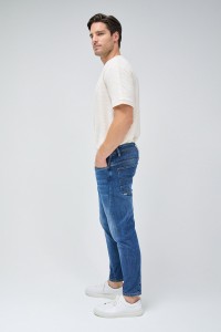 TAPERED CROPPED SLIM JEANS