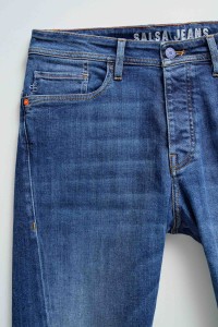 TAPERED CROPPED SLIM JEANS