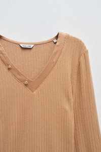 CAMISOLA DE MALHA CANELADA