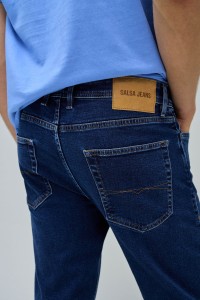 STRAIGHT FIT JEANS
