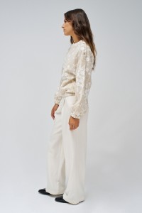LONG SLEEVE SWEATER WITH DETAILS