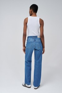 TRUE STRAIGHT JEANS