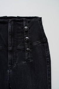 DIVA PUSH IN FLARE JEANS