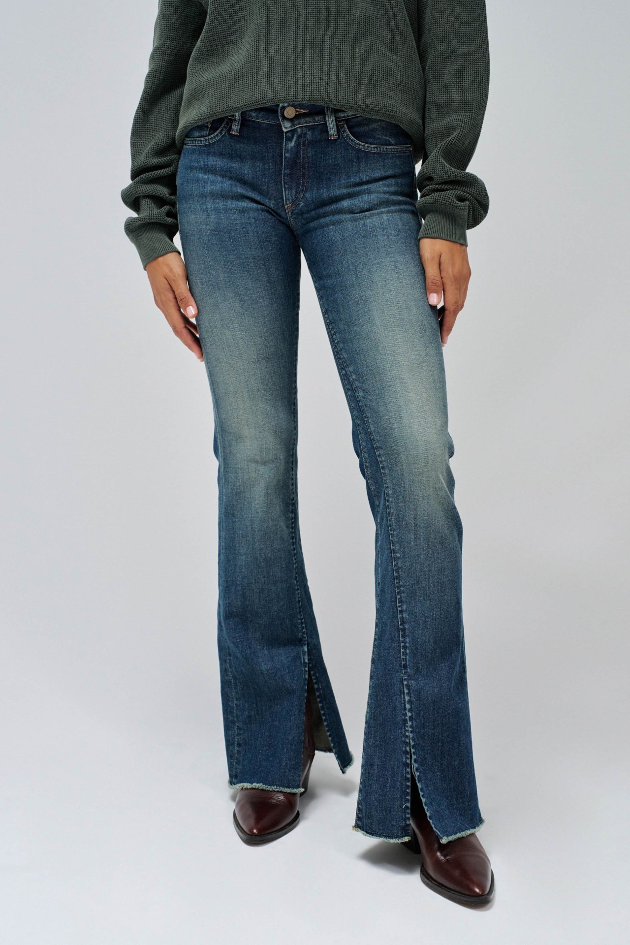 WONDER PUSH UP FLARE JEANS