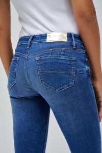 WONDER PUSH UP CROPPED SKINNY JEANS